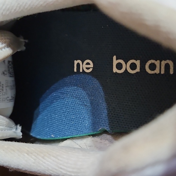 New Balance 574 Core Classic Cream Gray White Suede Sneakers Running Shoes - Picture 5 of 8